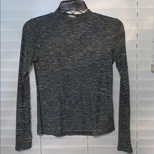 Very pretty fitted gray, white, and black shirt!!